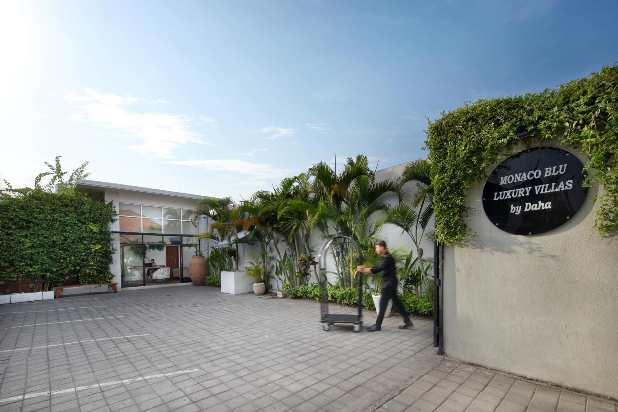 The Luxury Collection, Monaco Blu Villa Seminyak Kültér fotó